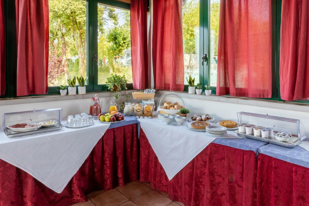 Borgo Blu Poggio Aparthotel ลาซีเซ ภายนอก รูปภาพ
